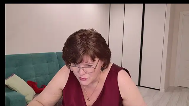 צ'אט XXX בשידור חי של Sandra_Sunrise