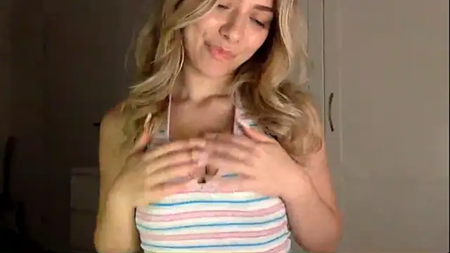 XXX chat uživo modela AmyDelight