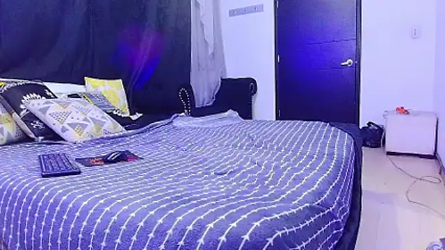 axell_stone_ Chat XXX live