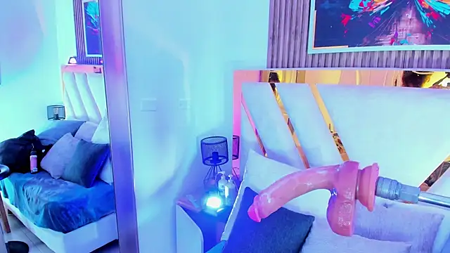 Luna_Naughty1 现场XXX聊天