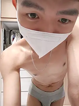 mochi8802 即時 XXX 聊天