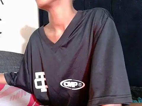 creamyslender23's Live XXX Chat