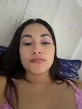 Chat XXX ao vivo de Tatiana123_