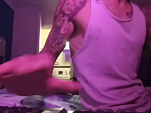 Wildfreakxxwolf XXX чат на живо