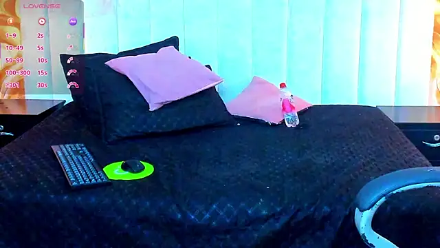 دردشة miichael_black الجنسية المباشرة
