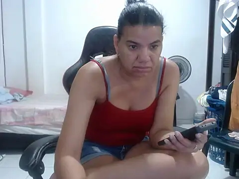 Adriana_0312 Chat XXX in diretta