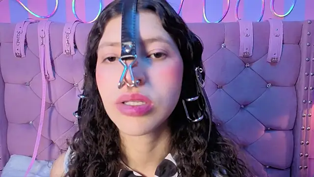 Czat XXX na żywo – Namii__