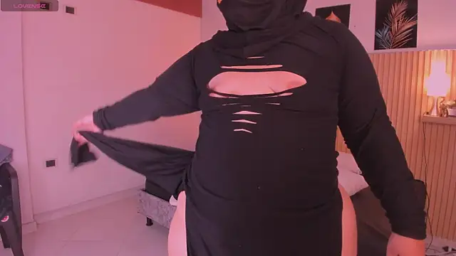 samanee_konn's Live XXX Chat