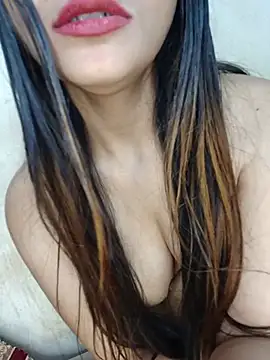 xpihu Chat XXX live