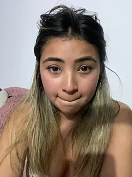 agataangel2-0's Live XXX Chat