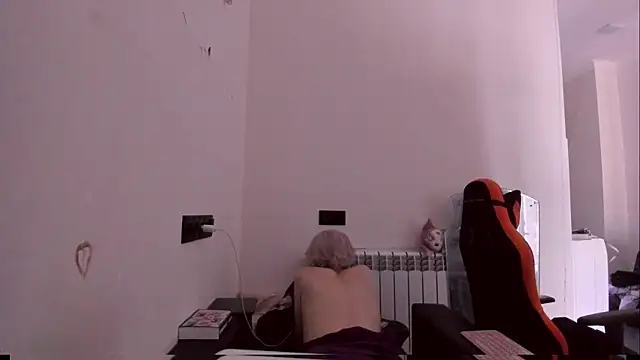 XXX chat uživo modela Lyricca