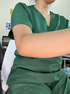دردشة Angela_my الجنسية المباشرة