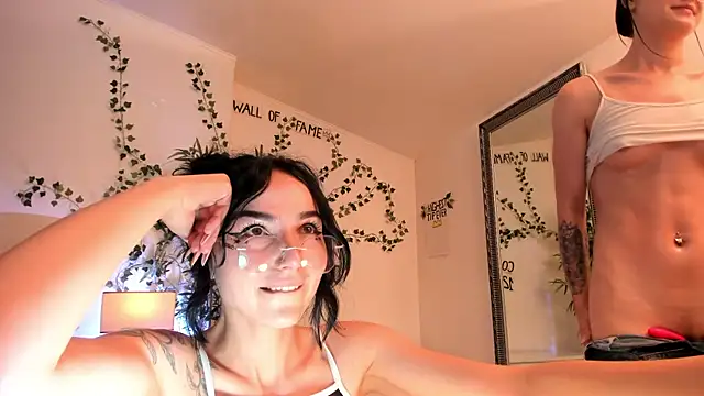 mira0_0 Obrolan Langsung XXX