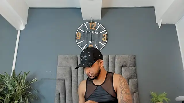 XXX chat uživo modela Robin_Rief