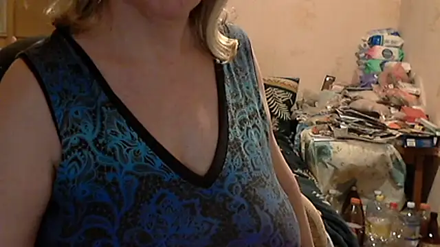 Bonditta Adlı Modelin Canlı XXX Sohbeti