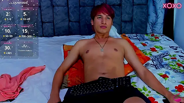 IhanKing Chat XXX in diretta
