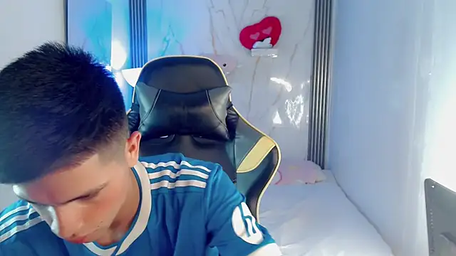 Ascii_one's Live XXX Chat