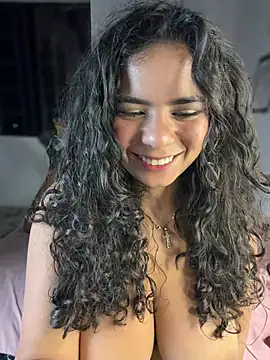 Czat XXX na żywo – Simone_Miller