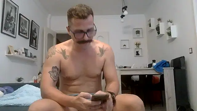 yanick931 Live XXX-Chat