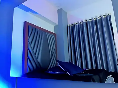 Онлайн чат XXX Nicola_D_Angelo