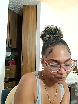 BiiancaEstradaa Chat XXX live