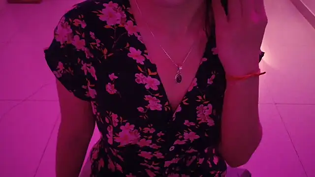 Chat +18 de MidnightFlame ao vivo