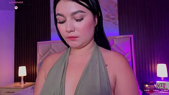 Chat +18 de MiaaFarrel ao vivo