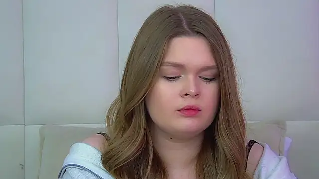 XXX chat uživo modela CrystalLyons