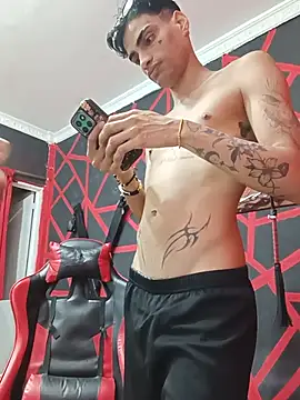 Limitless_boy Live XXX-Chat