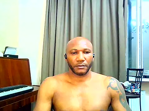 Choco_Man লাইভ XXX চ্যাট
