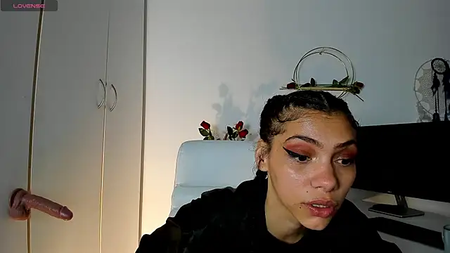 TattoedLexi_ Adlı Modelin Canlı XXX Sohbeti