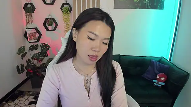 Chatroom XXX en direct de LunaPurrr