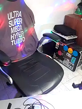 12Paradarte: онлайн-секс-чат
