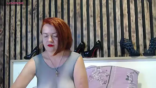 XXX chat uživo modela Alis_Lovi