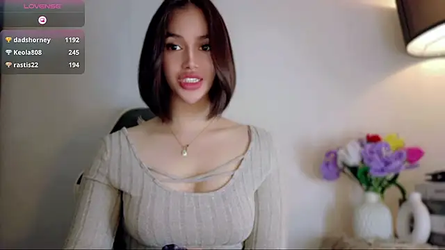 Anna_HollyDoll 即時 XXX 聊天
