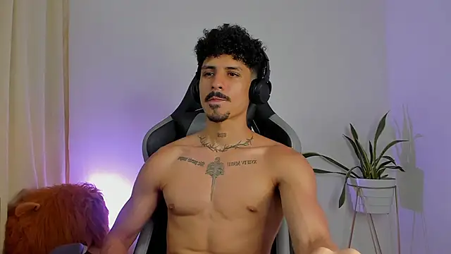 XXX chat uživo modela Lukeetaylor