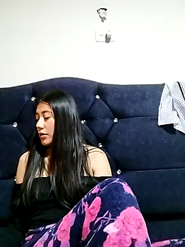 Maya_Rave_ Webcam-Show