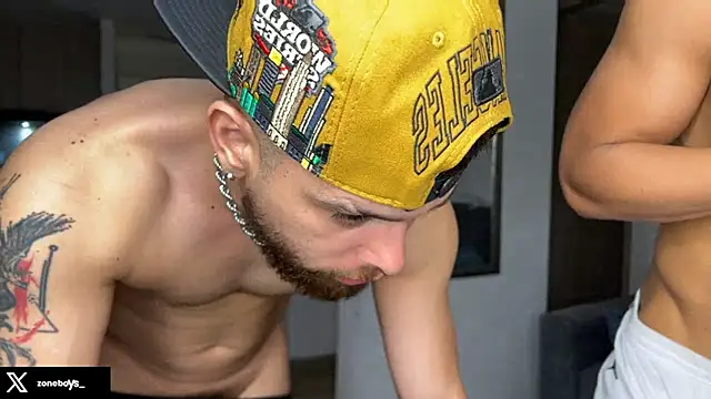 Chat XXX en directo de zoneboys