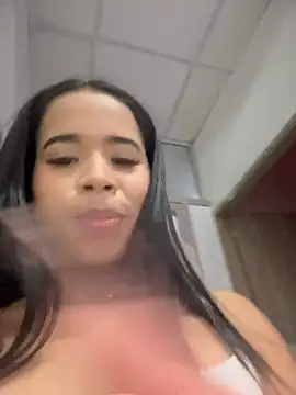 Chat XXX en directo de EmmaExoticaXXX