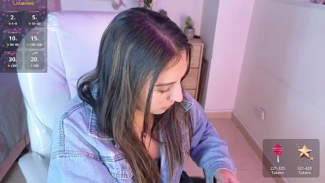 Chat XXX ao vivo de miia_thompson1