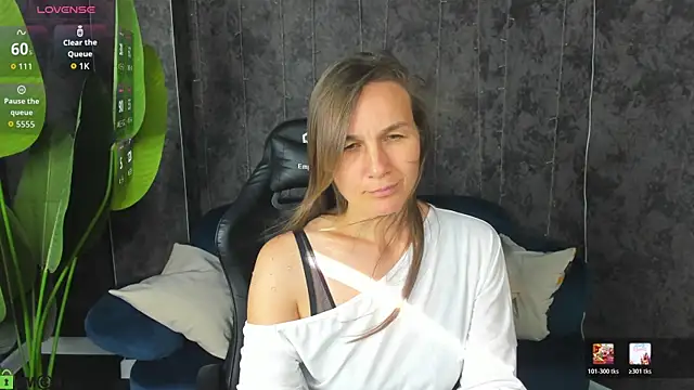 XXX chat uživo modela Lillian_White
