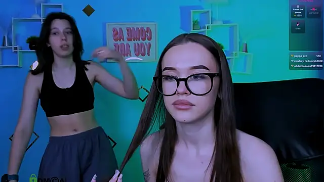 Chat +18 de nila_eclipse ao vivo