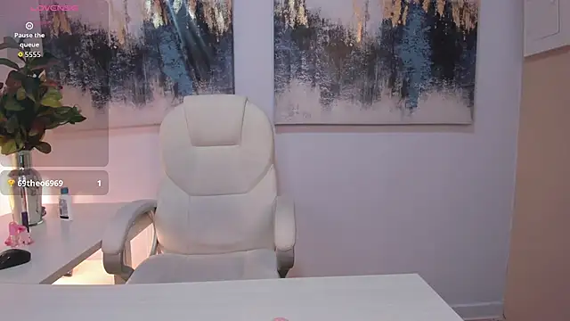 madydoll_'s Live XXX Chat