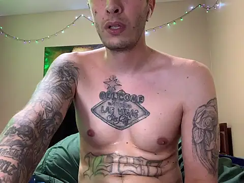 JuicyJoshy Chat XXX in diretta