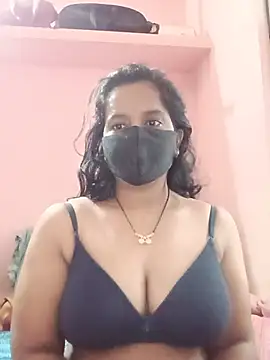 Miss-Dolly07's Live XXX Chat