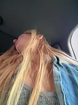 Czat XXX na żywo – GoldenFlameGoddess
