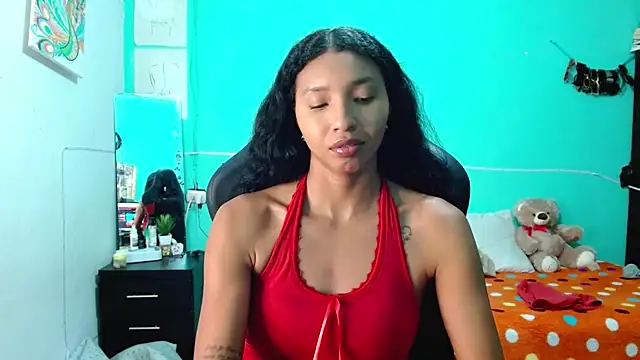 צ'אט XXX בשידור חי של sensitive_brunette