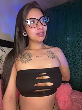 Živý XXX chat HannahCooper_