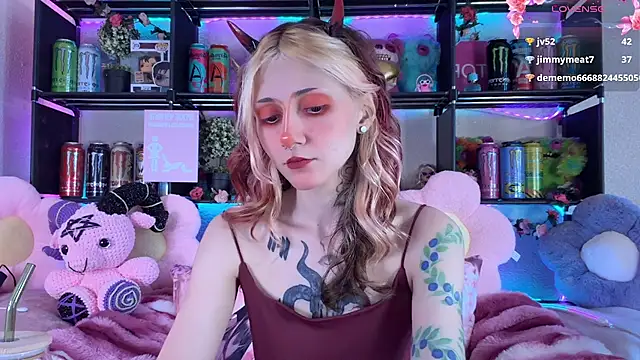 צ'אט XXX בשידור חי של _Devill_Baby