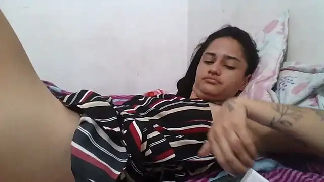 girl_tits' Live XXX Chat